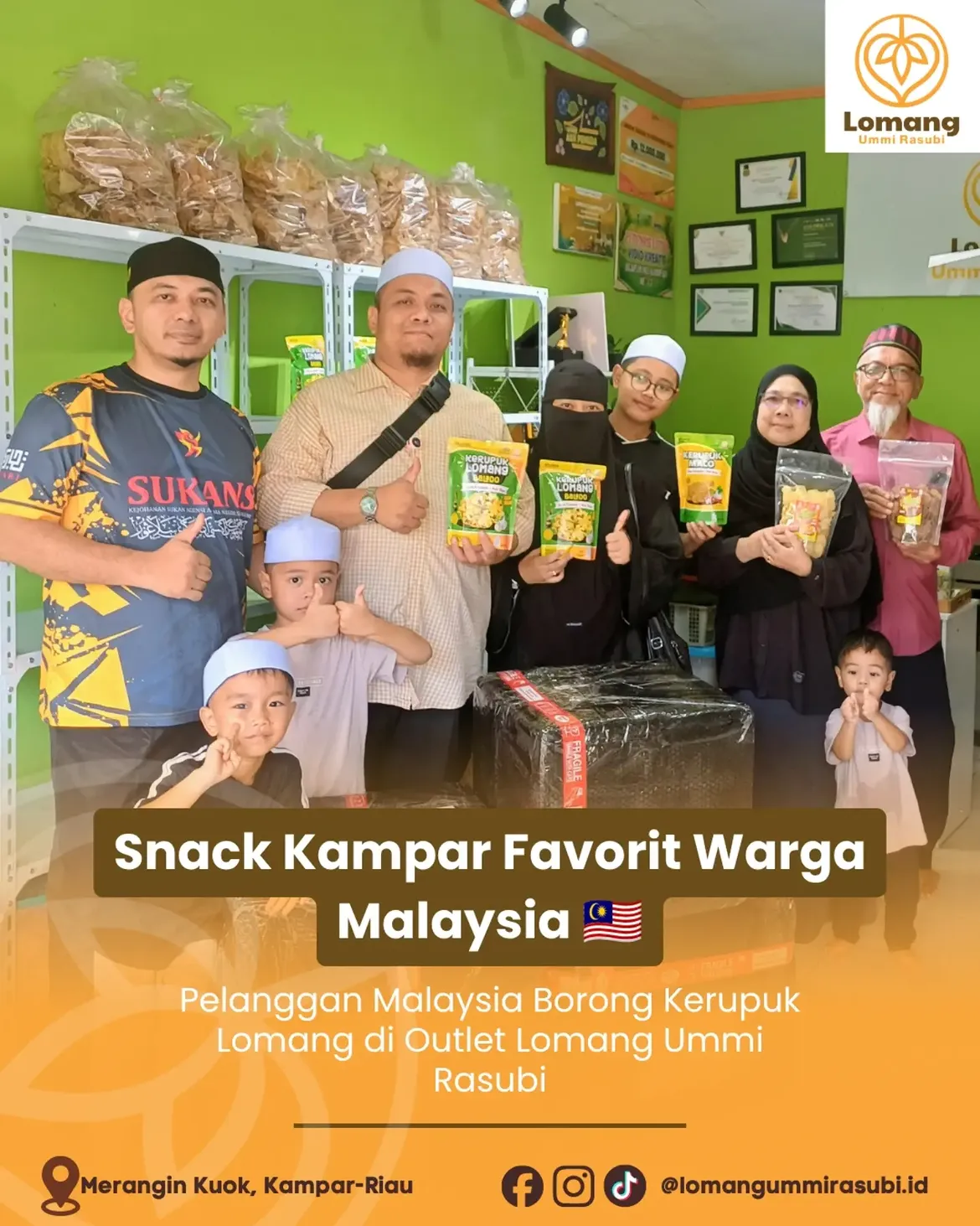 Wisatawan Malaysia Borong Oleh-Oleh Foto 2